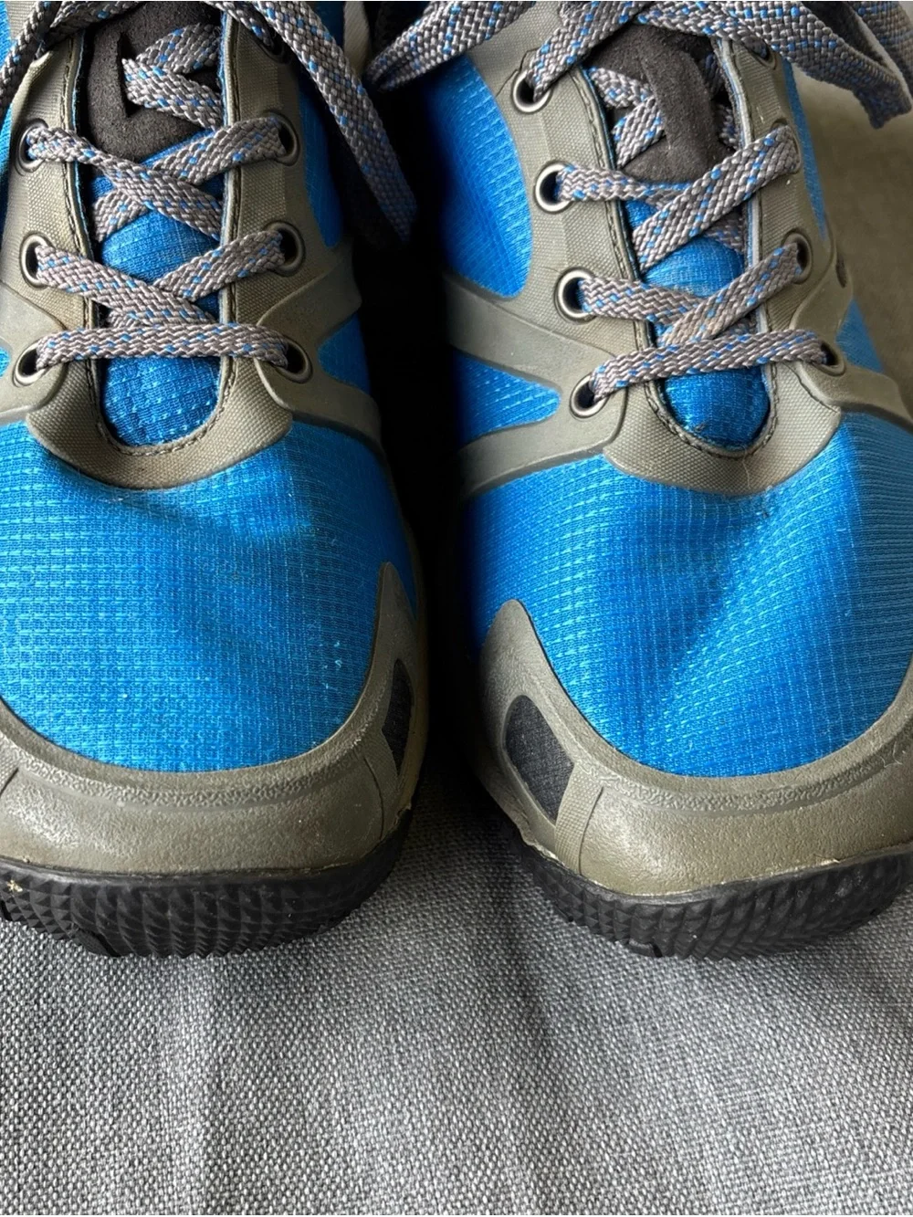 Merrell Men’s Bright Blue and Gray Trail Running Sneakers size 10